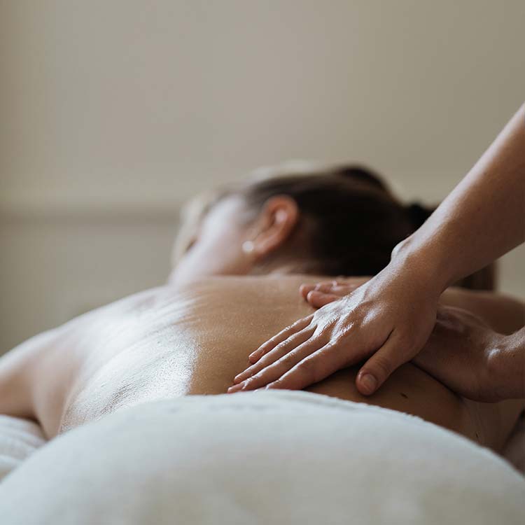 Drainage lymphatique Renata França